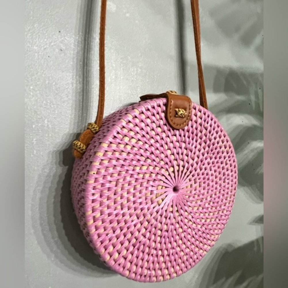 BALI rattan bag Round Crossbody Woven Bag Bali Beach Circle bohemian -pink 💕